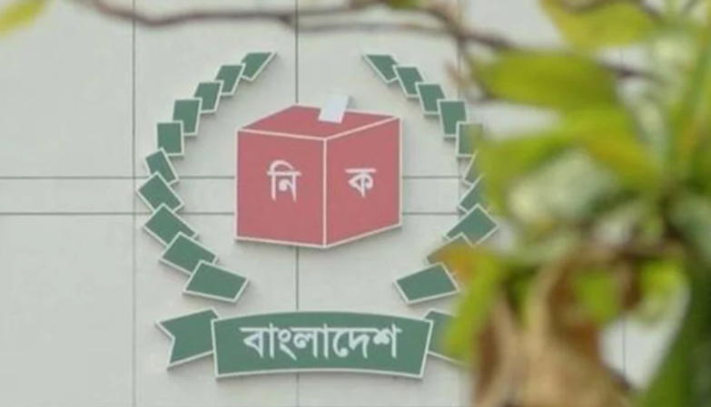 জাতীয় নির্বাচনে পোস্টাল ব্যালটের ‘কিউআর কোড রিডার’ ফেরত চাইল ইসি