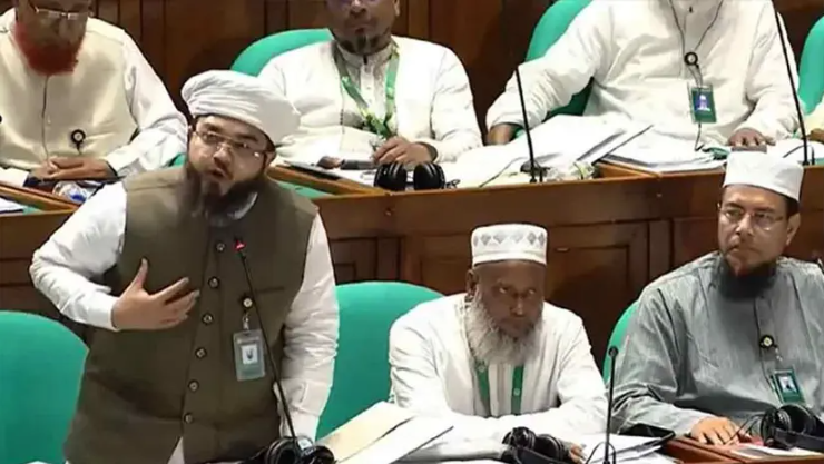 বিদ্যুৎ সংকট দ্রুত সমাধান না করলে এলাকায় মান সম্মান নিয়ে থাকা যাবে না