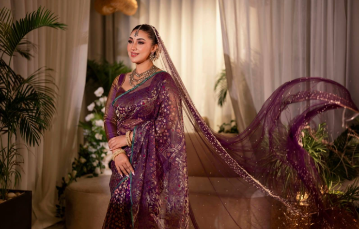 শাড়ি-গয়নায় অপুর সাজ, সঙ্গে কী বার্তা দিলেন?