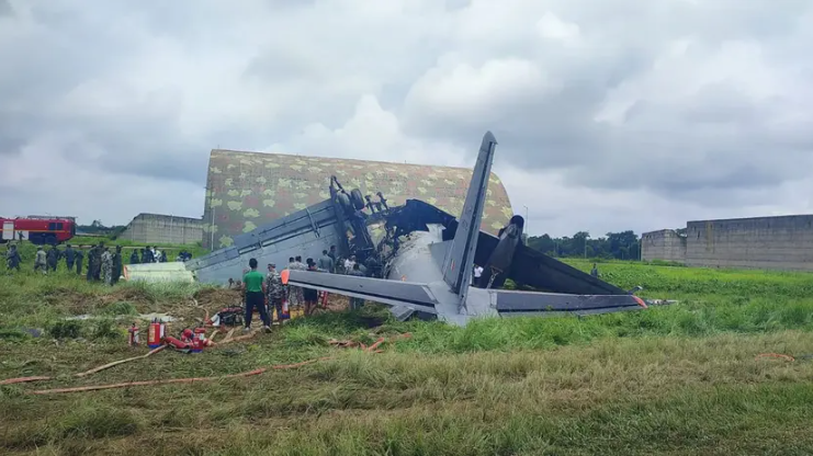 ভারতে বিমান বিধ্বস্তে নিহত ৫ সদস্যের পরিচয় প্রকাশ