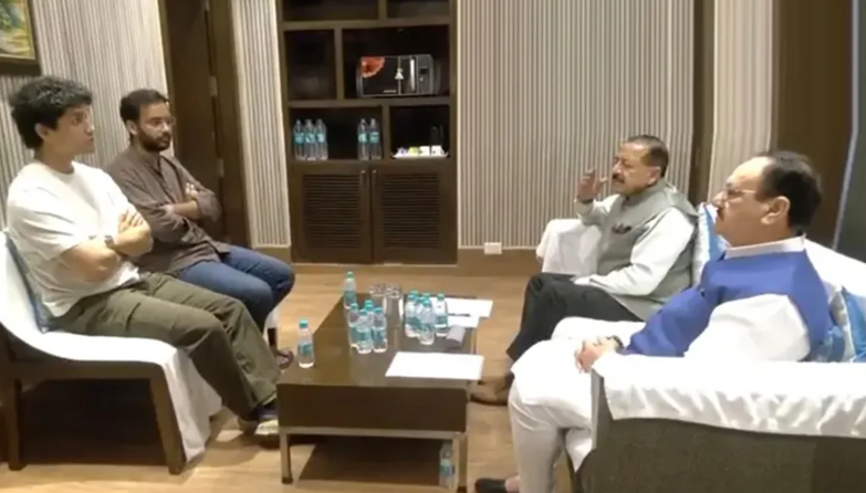 সরকারের সঙ্গে বৈঠকেও শিক্ষামন্ত্রীর পদত্যাগের দাবিতে অনড় সিজেপি