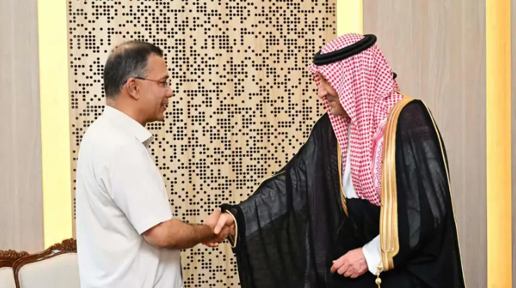 প্রধানমন্ত্রীর সঙ্গে সৌদি আরবের উপ-পররাষ্ট্রমন্ত্রীর সৌজন্য সাক্ষাৎ