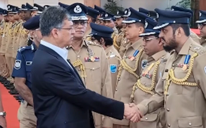 সাহস ও সেবায় অনন্য নজির স্থাপনে ৯২ জনকে দেওয়া হলো পুলিশ পদক