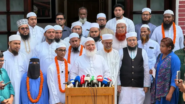 মক্কায় কুরআন প্রতিযোগিতায় বিজয়ী ৪ হাফেজকে জামায়াত আমিরের সংবর্ধনা