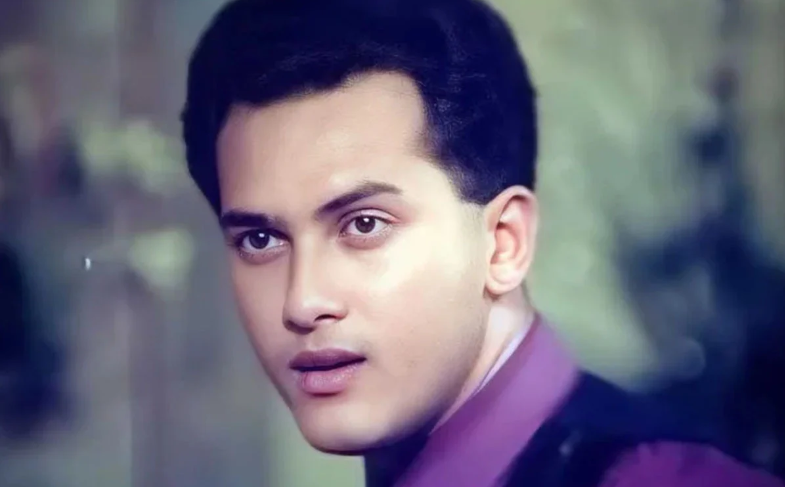 ‘ভালো আছি, ভালো থেকো, আকাশের ঠিকানায় চিঠি লিখো’