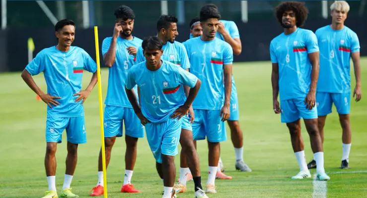 বাংলাদেশের জার্সিতে ফারহান আলীর অভিষেক, একাদশে নেই জামাল