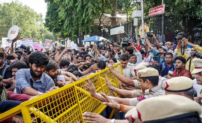 দিল্লি বিক্ষোভে নারী সাংবাদিকদের যৌন হেনস্তার অভিযোগ, পুলিশের বিরুদ্ধে তদন্ত